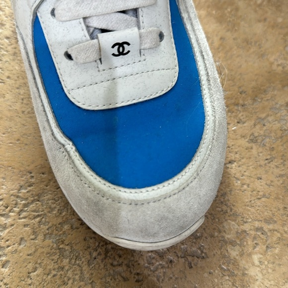 Authentic Chanel high top sneakers - Picture 5 of 7